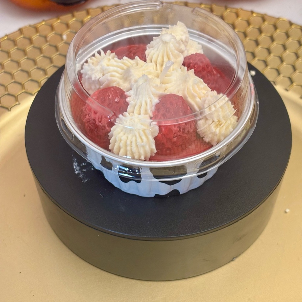 Strawberry Cheesecake Mini Candle